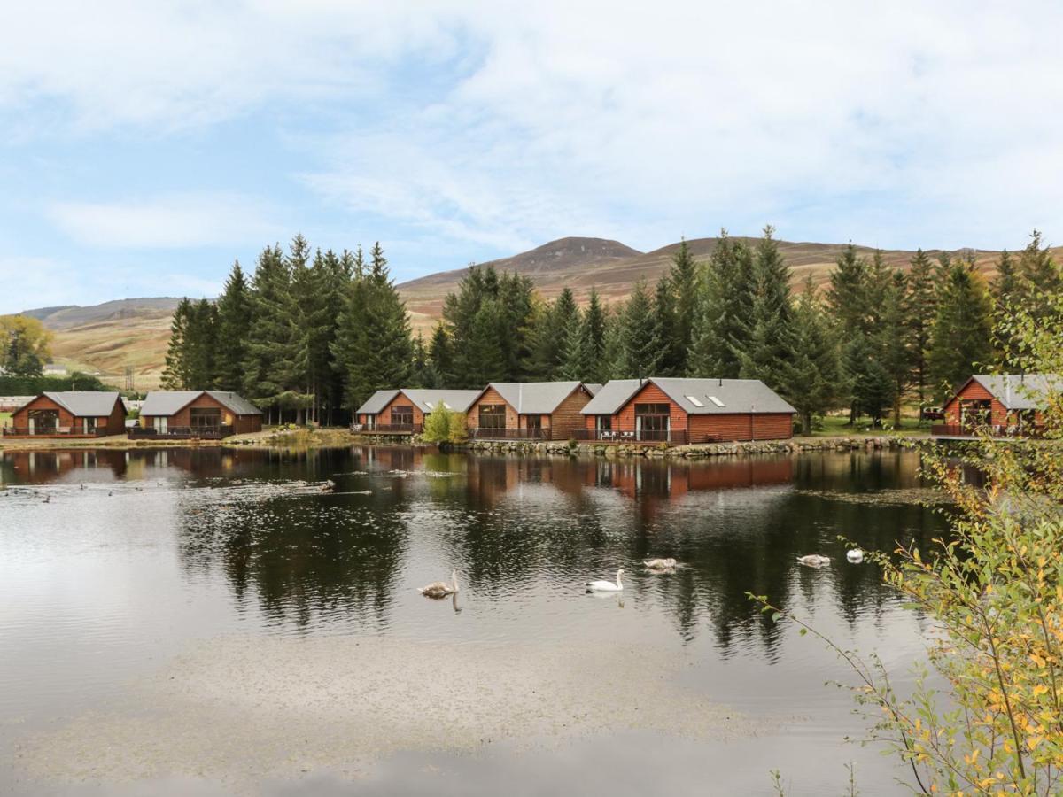 Burnside Lodge Lodge 1, Glengoulandie Аберфелди Экстерьер фото
